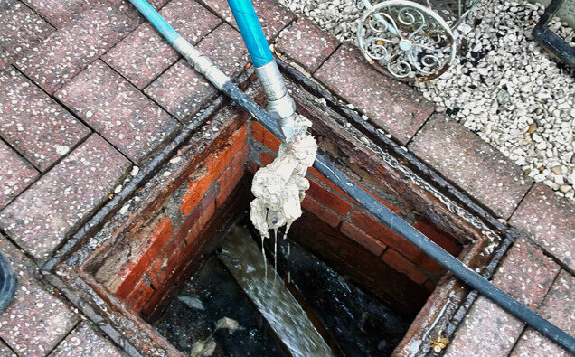 https://plumberpalmyra.com.au/uploads/2025/06/blocked-drains-598620.jpg
